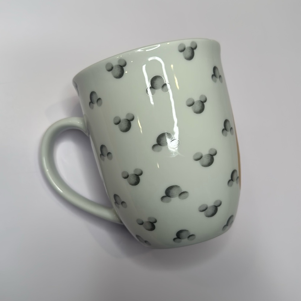 Mickey Mouse Love White and Gold Mug - Picture 3 of 5